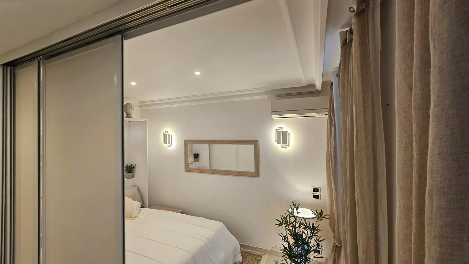 Palais Miramar Croisette Apart 1 Min Carlton Cannes